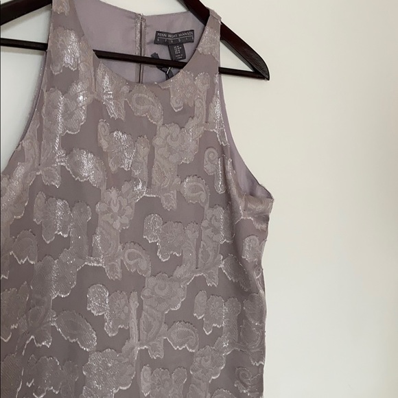 Chic top - Picture 1 of 6